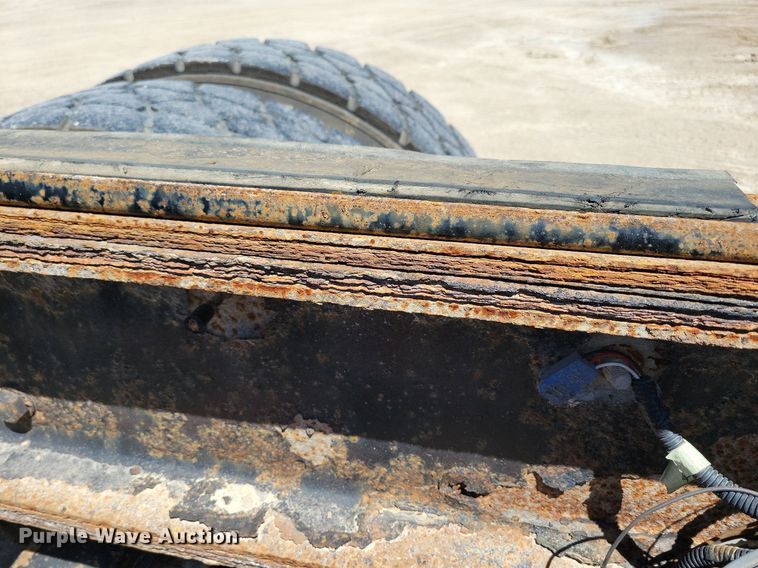 image for item MO9200 2003 Sterling LT9500 dump truck