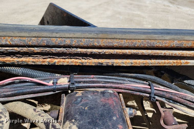 image for item MO9200 2003 Sterling LT9500 dump truck