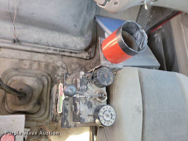 image for item MO9200 2003 Sterling LT9500 dump truck