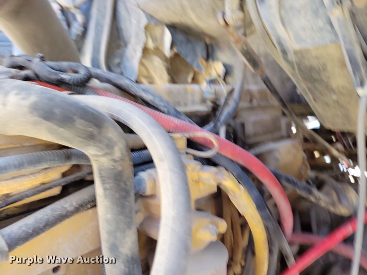 image for item MO9200 2003 Sterling LT9500 dump truck