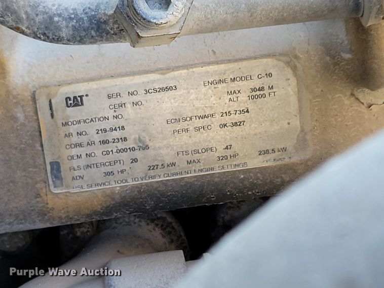 image for item MO9200 2003 Sterling LT9500 dump truck