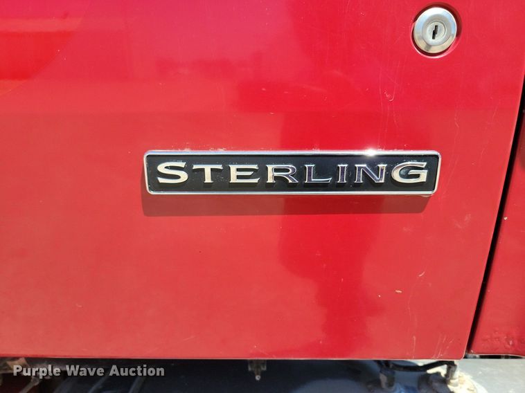 image for item MO9200 2003 Sterling LT9500 dump truck