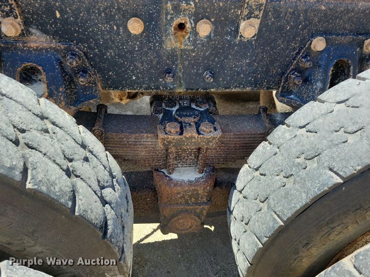 image for item MO9200 2003 Sterling LT9500 dump truck