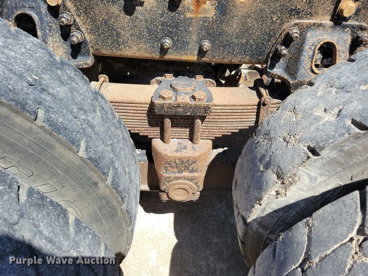 image for item MO9200 2003 Sterling LT9500 dump truck