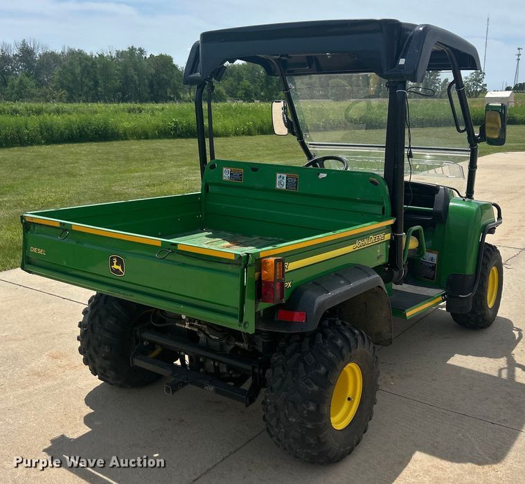 image for item MO9237 2006 John Deere  Gator HPX utility vehicle