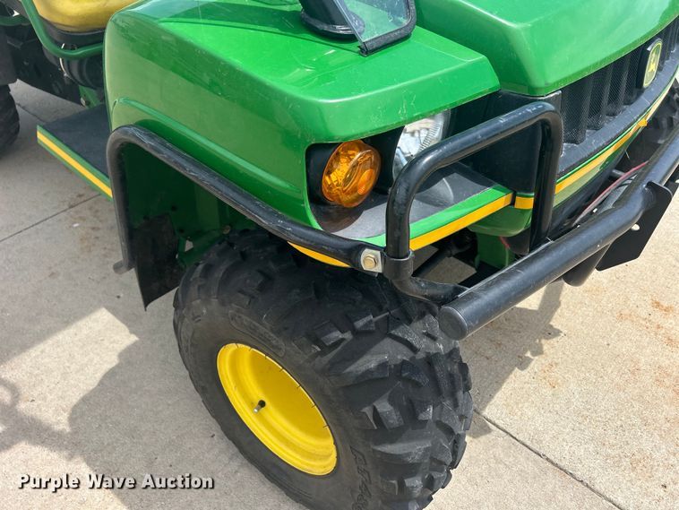 image for item MO9237 2006 John Deere  Gator HPX utility vehicle