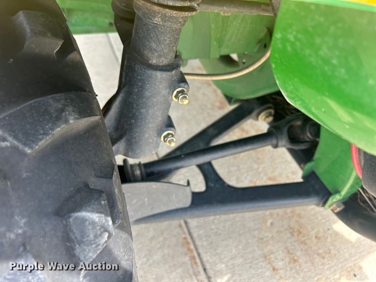 image for item MO9237 2006 John Deere  Gator HPX utility vehicle