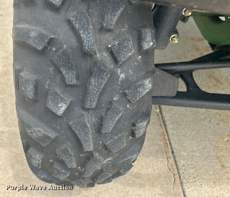 image for item MO9237 2006 John Deere  Gator HPX utility vehicle