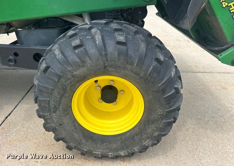 image for item MO9237 2006 John Deere  Gator HPX utility vehicle