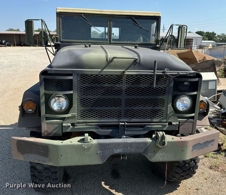 image for item MU9793 1985 AM General M923A1 truck cab and chassis