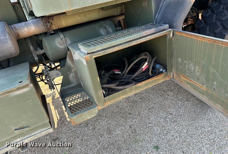 image for item MU9793 1985 AM General M923A1 truck cab and chassis