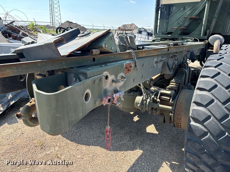 image for item MU9793 1985 AM General M923A1 truck cab and chassis