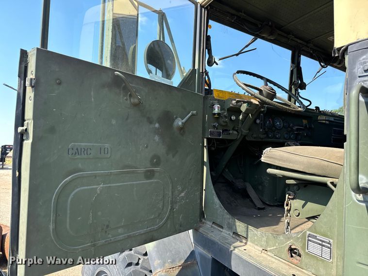 image for item MU9793 1985 AM General M923A1 truck cab and chassis