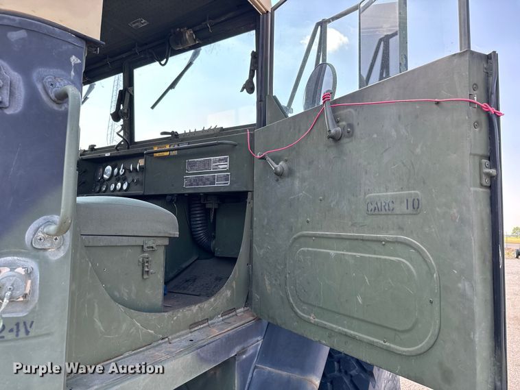 image for item MU9793 1985 AM General M923A1 truck cab and chassis