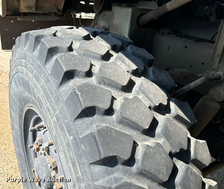 image for item MU9793 1985 AM General M923A1 truck cab and chassis