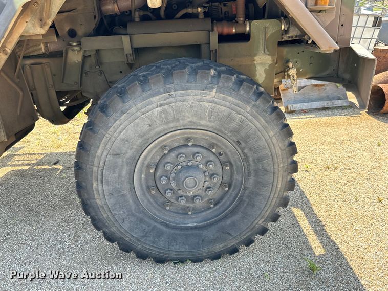 image for item MU9793 1985 AM General M923A1 truck cab and chassis