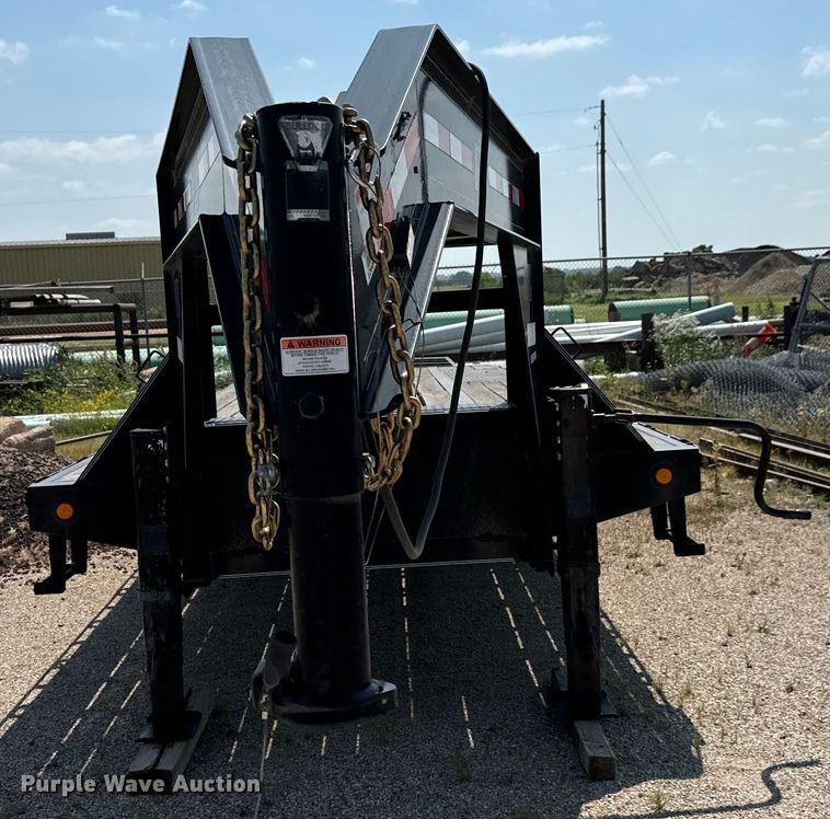 image for item MU9794 2016 PJ LD302 equipment trailer