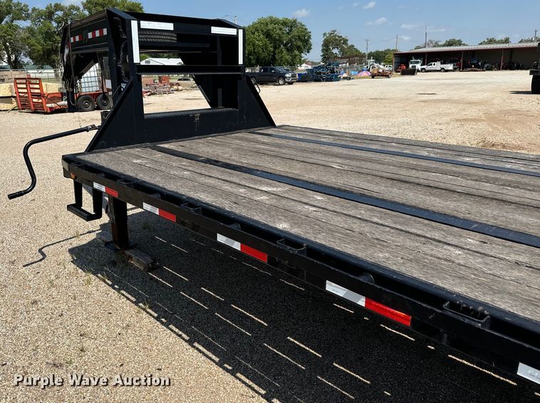 image for item MU9794 2016 PJ LD302 equipment trailer