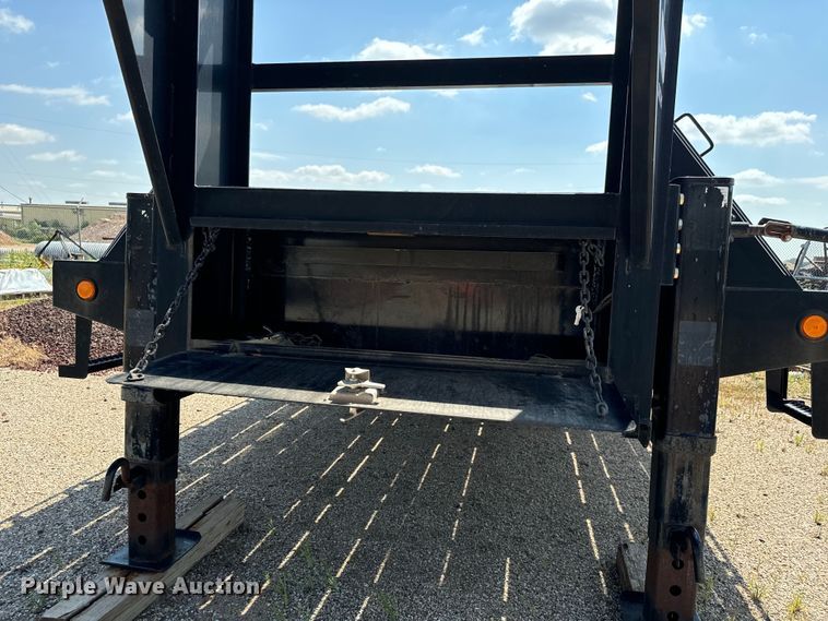 image for item MU9794 2016 PJ LD302 equipment trailer