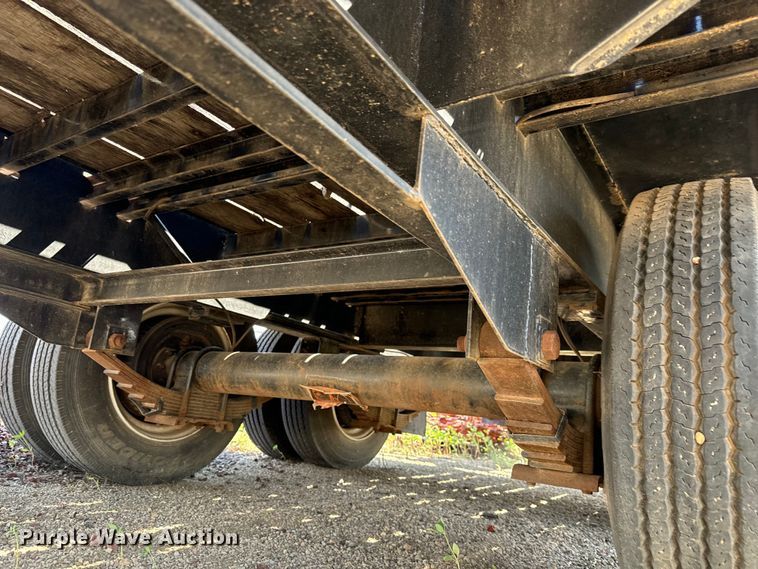 image for item MU9794 2016 PJ LD302 equipment trailer