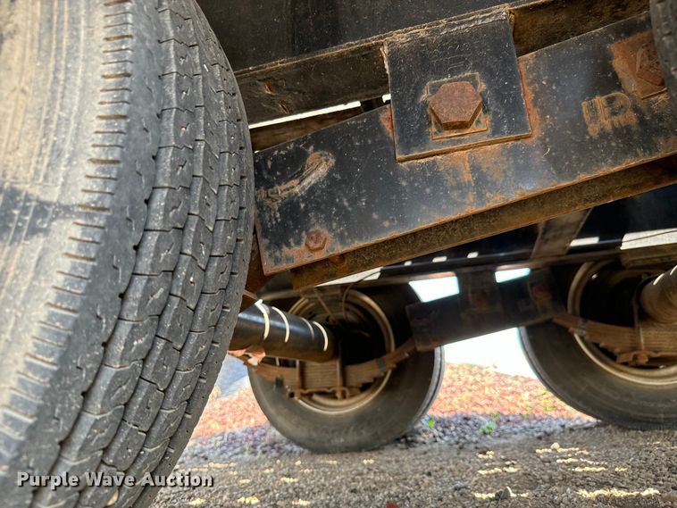 image for item MU9794 2016 PJ LD302 equipment trailer