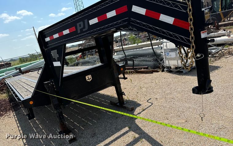 image for item MU9794 2016 PJ LD302 equipment trailer