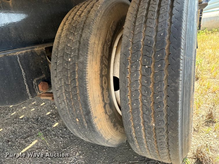 image for item MU9794 2016 PJ LD302 equipment trailer