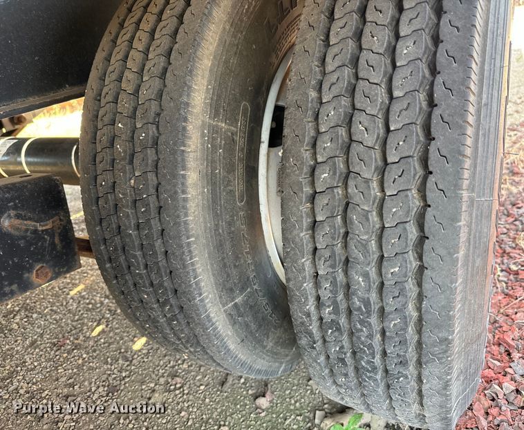 image for item MU9794 2016 PJ LD302 equipment trailer