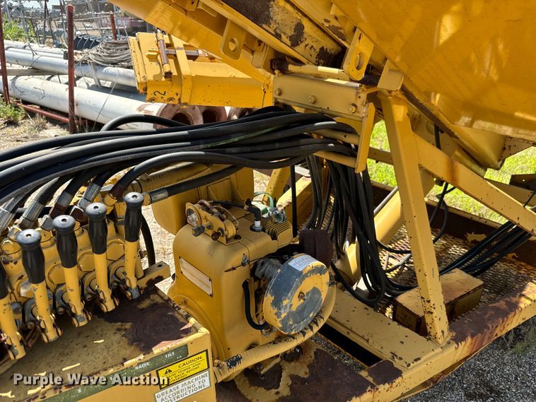 image for item MU9795 1985 Vermeer TS44A tree spade