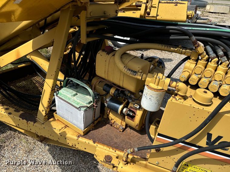 image for item MU9795 1985 Vermeer TS44A tree spade