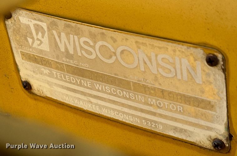 image for item MU9795 1985 Vermeer TS44A tree spade