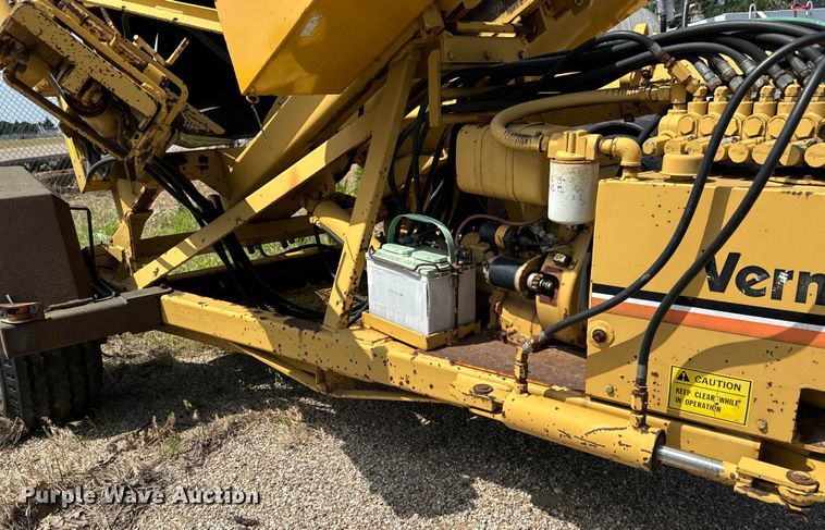 image for item MU9795 1985 Vermeer TS44A tree spade