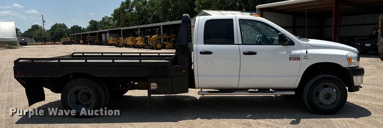 image for item MU9798 2008 Dodge Ram 4500HD flatbed truck