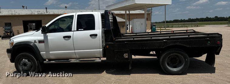 image for item MU9798 2008 Dodge Ram 4500HD flatbed truck