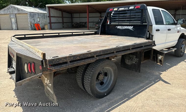 image for item MU9798 2008 Dodge Ram 4500HD flatbed truck