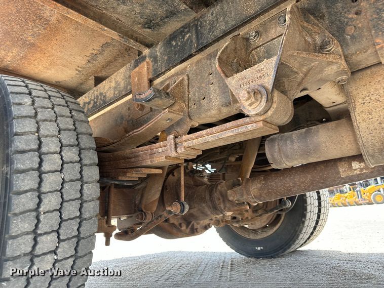 image for item MU9798 2008 Dodge Ram 4500HD flatbed truck