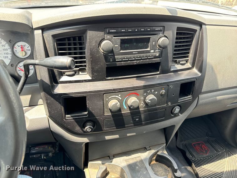 image for item MU9798 2008 Dodge Ram 4500HD flatbed truck