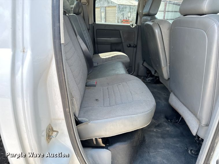 image for item MU9798 2008 Dodge Ram 4500HD flatbed truck