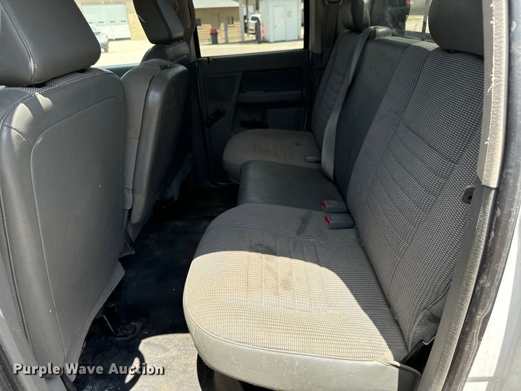 image for item MU9798 2008 Dodge Ram 4500HD flatbed truck