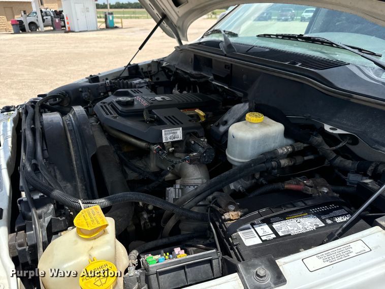 image for item MU9798 2008 Dodge Ram 4500HD flatbed truck