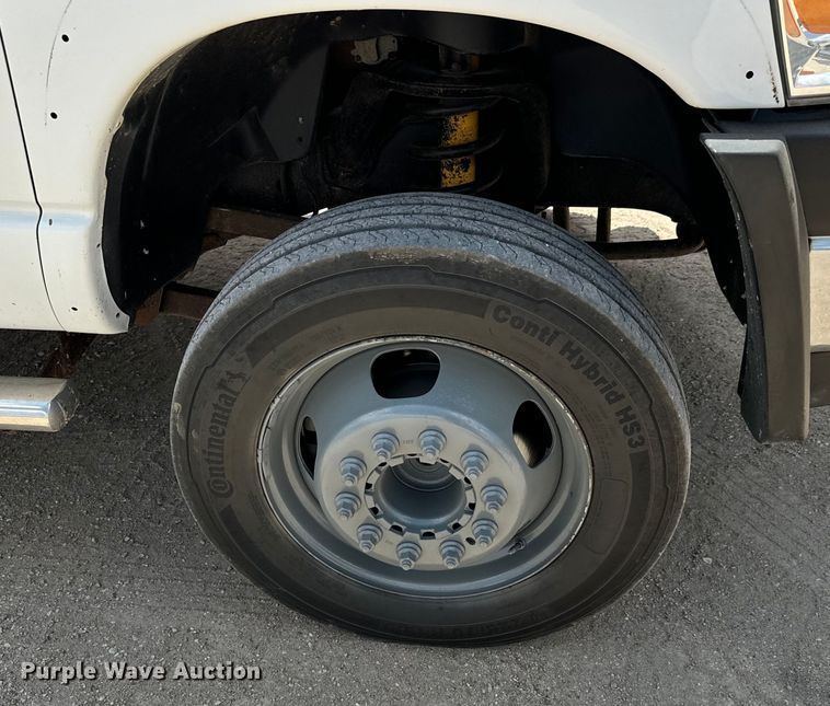 image for item MU9798 2008 Dodge Ram 4500HD flatbed truck