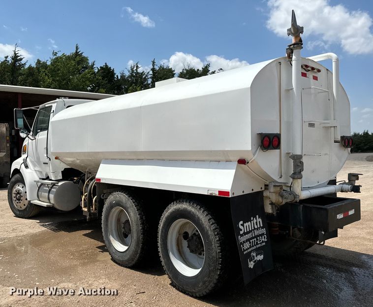 image for item MU9799 1999 Sterling water truck