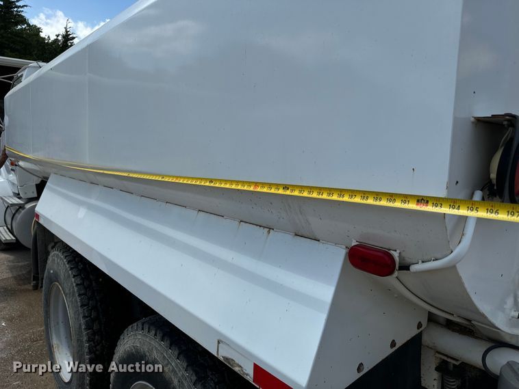 image for item MU9799 1999 Sterling water truck