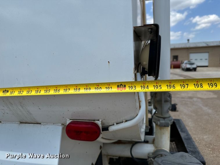 image for item MU9799 1999 Sterling water truck