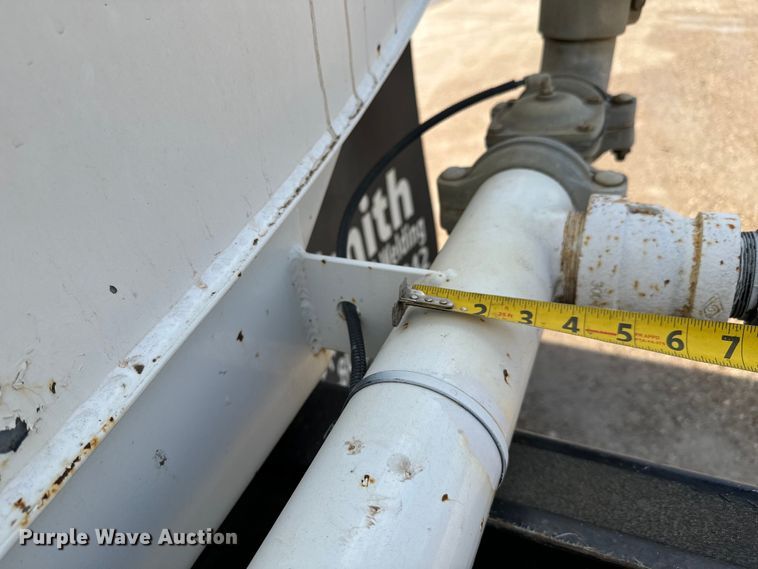 image for item MU9799 1999 Sterling water truck