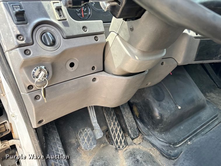 image for item MU9799 1999 Sterling water truck