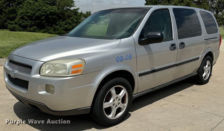 image for item MU9810 2007 Chevrolet  Uplander LS van