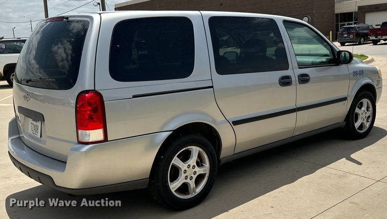 image for item MU9810 2007 Chevrolet  Uplander LS van