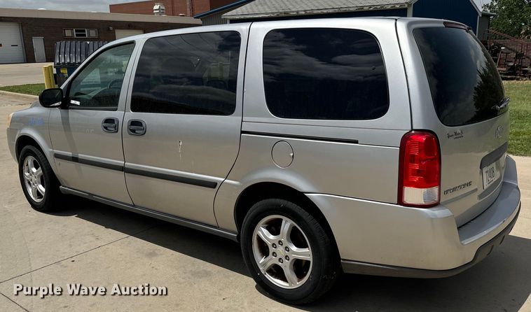 image for item MU9810 2007 Chevrolet  Uplander LS van