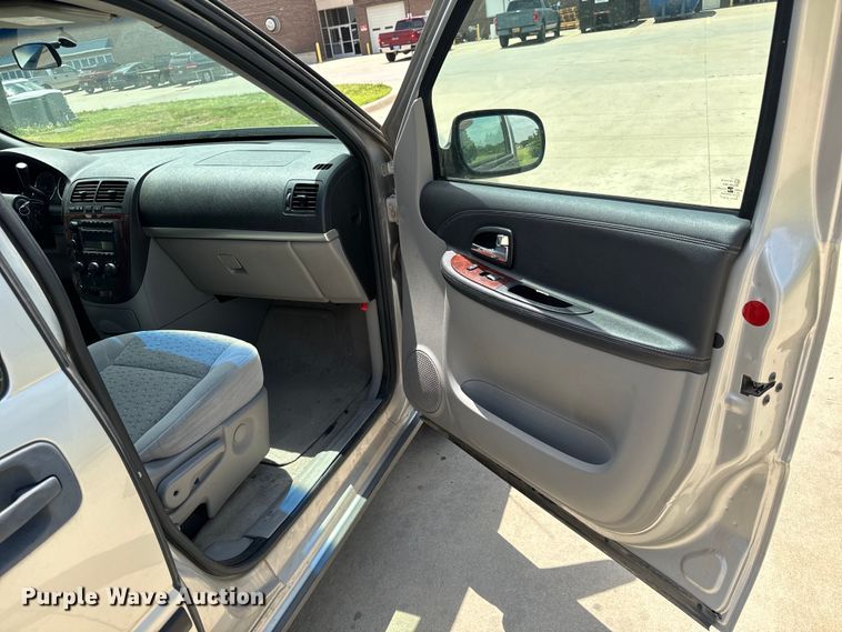 image for item MU9810 2007 Chevrolet  Uplander LS van